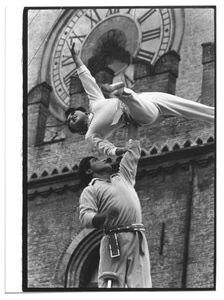 Spettacolo della compagnia acrobatica di Shenyang in Piazza Maggiore - Bologna